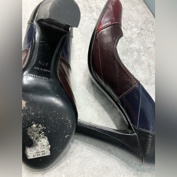 Burberry, multi colored heels - Picture 4 of 4